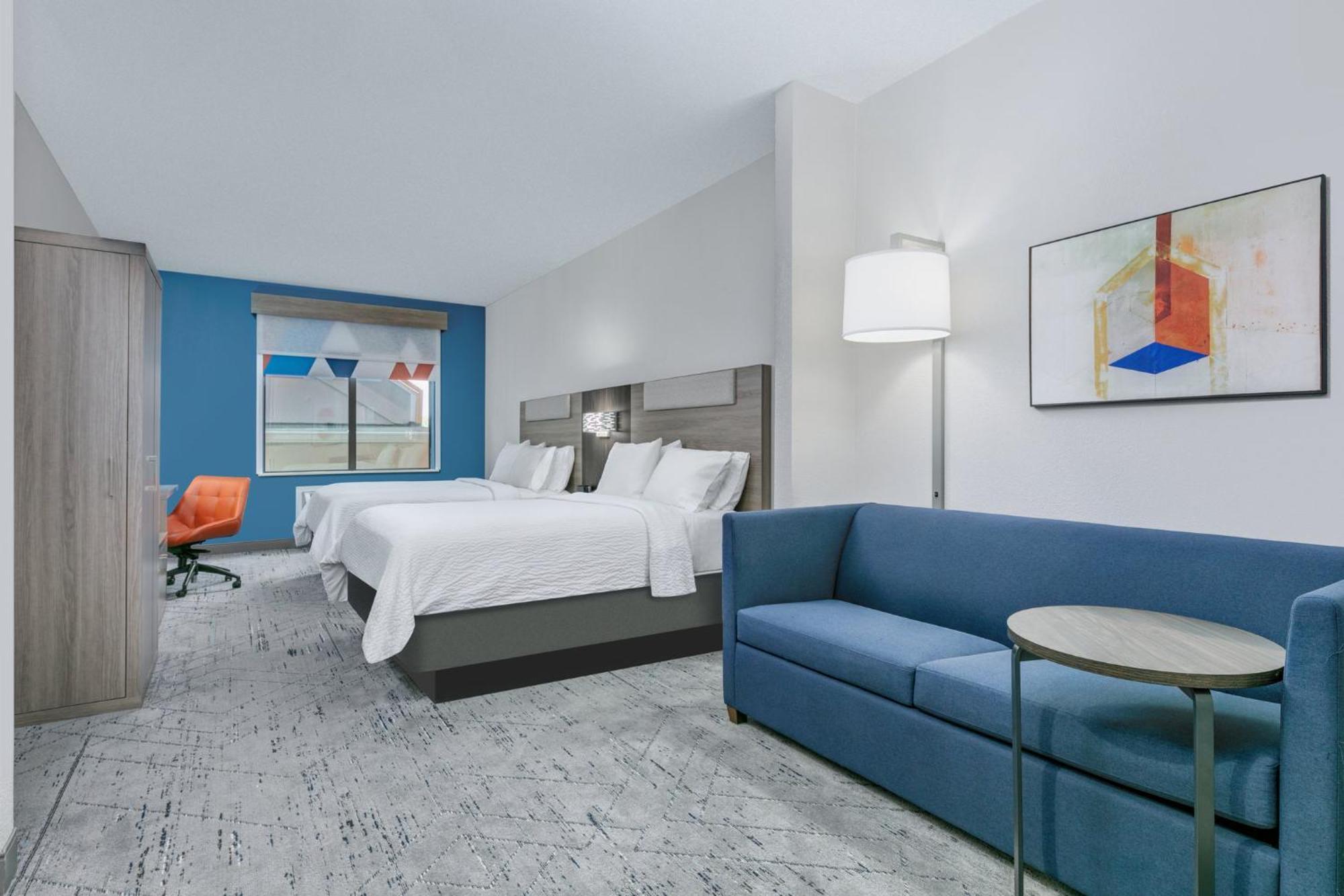 Holiday Inn Express Hotel & Suites Winnie By Ihg Exterior photo